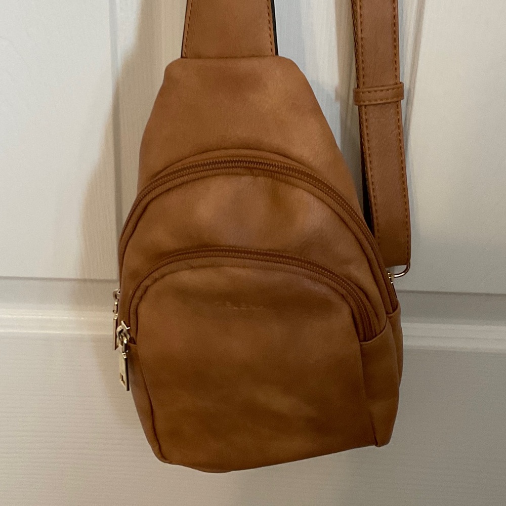Elegant Brown Leather Belt Bag